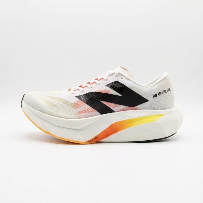 New Balance Elite V4